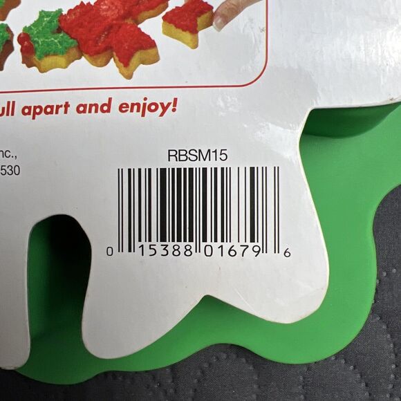 Create n Celebrate with Cupcakes Wreath Pull-a-Part Cupcake Mold Christmas  NEW! - Picture 10 of 14